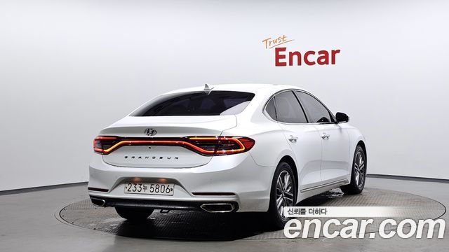 Hyundai Grandeur 2017 thumb 3