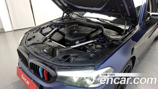 BMW 5 серии 2018 thumb 7