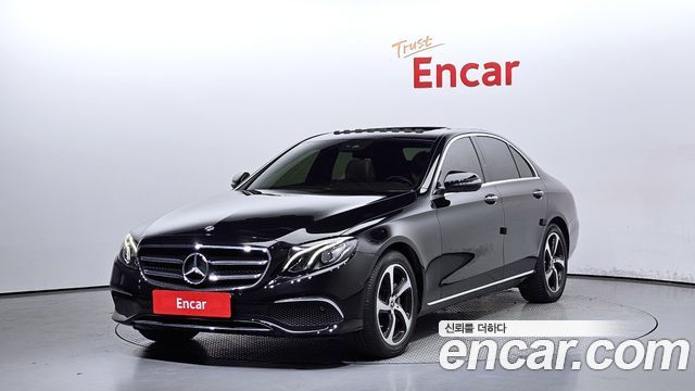 Mercedes-Benz E-Class 2019 thumb 2