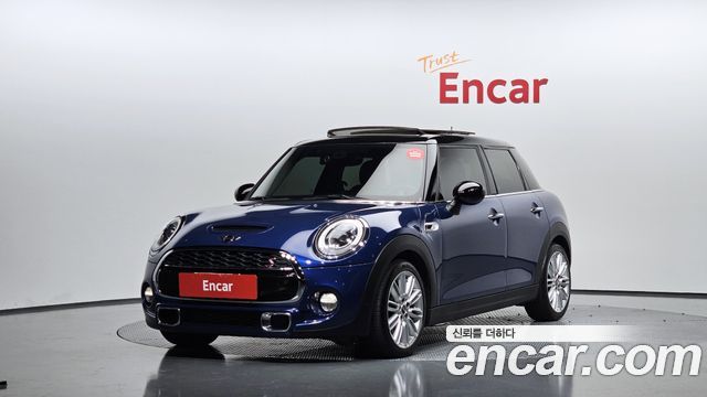 Mini Hatch 2014 thumb 2