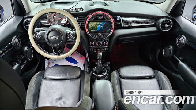 Mini Hatch 2014 thumb 8