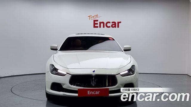 Maserati Ghibli 2016 thumb 3