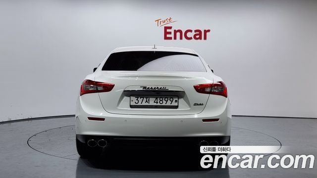 Maserati Ghibli 2016 thumb 4