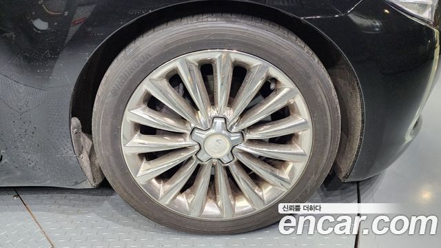 Kia K9 2013 thumb 6