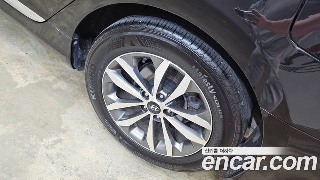 Hyundai Grandeur 2011 thumb 6