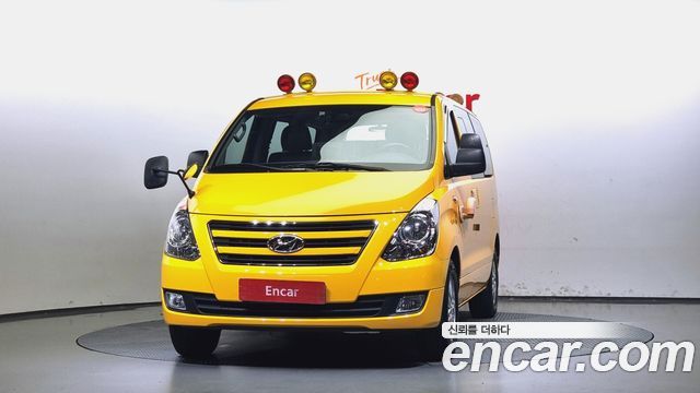 Hyundai Starex 2018 thumb 4