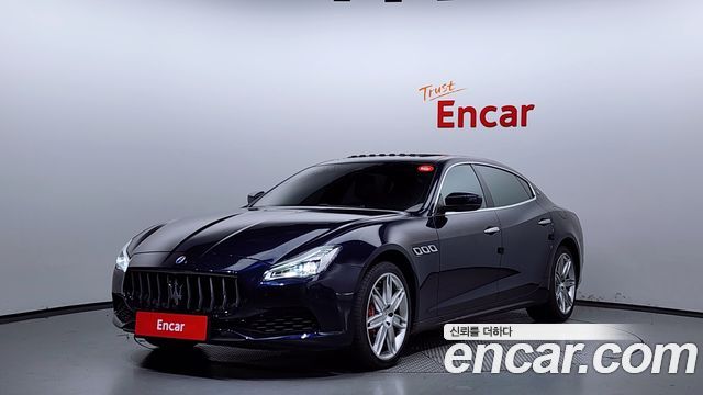 Maserati Quattroporte 2018 thumb 2