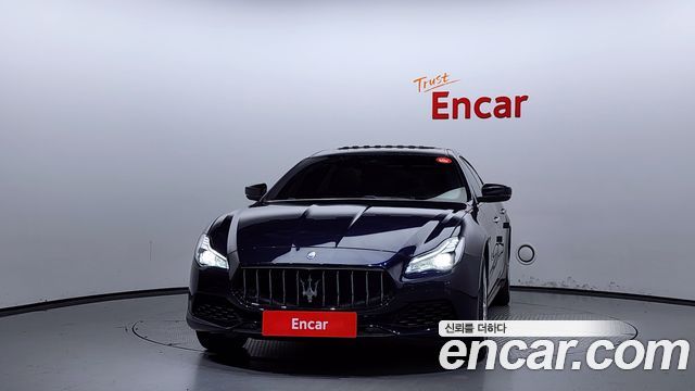 Maserati Quattroporte 2018 thumb 4