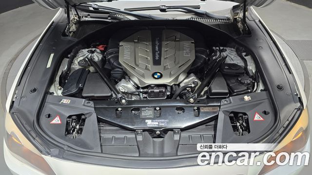 BMW 7 серии 2010 thumb 7
