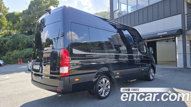 Hyundai Staria 2022 thumb 3