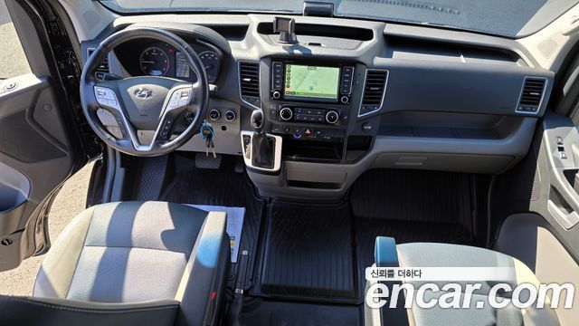 Hyundai Staria 2022 thumb 8