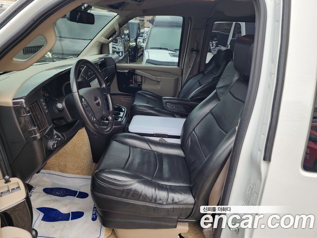 GMC Savana 2020 thumb 11