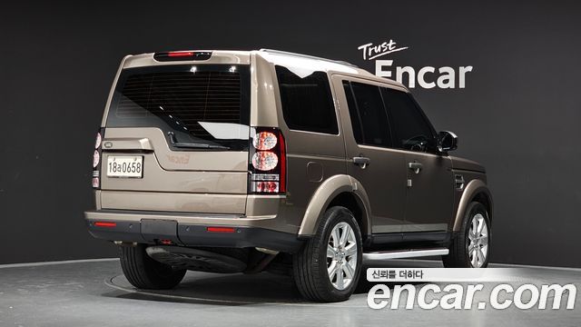 Land Rover Discovery 2015 thumb 3