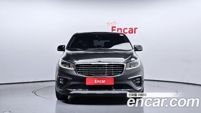 Kia Carnival 2019 thumb 4