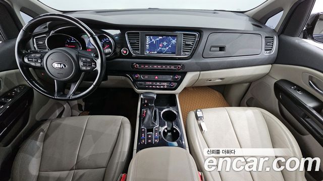 Kia Carnival 2019 thumb 7