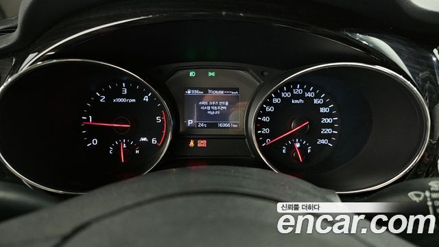 Kia Carnival 2019 thumb 8