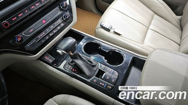Kia Carnival 2019 thumb 9