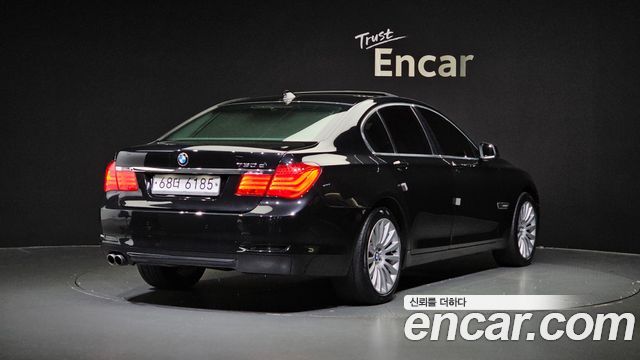 BMW 7 серии 2011 thumb 3