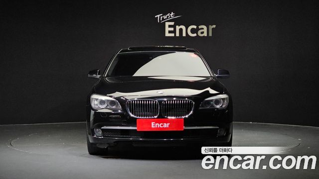 BMW 7 серии 2011 thumb 4