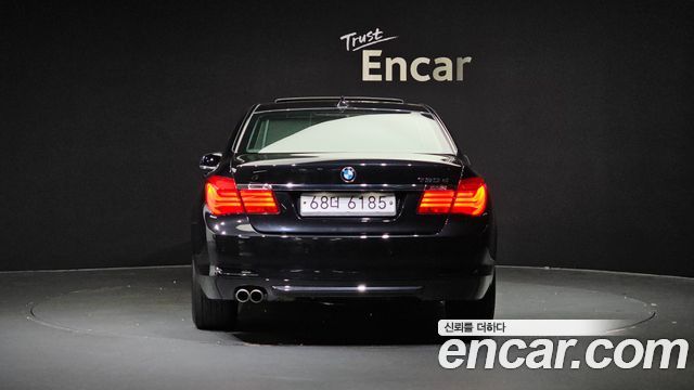 BMW 7 серии 2011 thumb 5