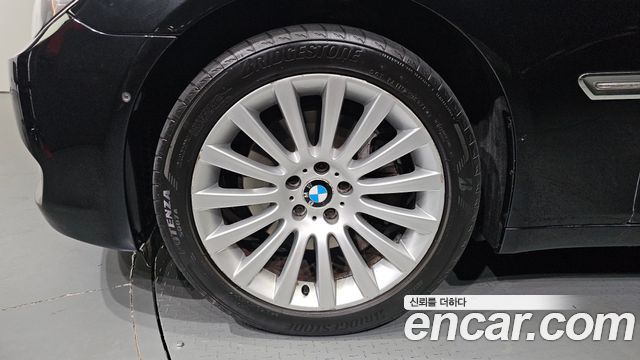 BMW 7 серии 2011 thumb 6