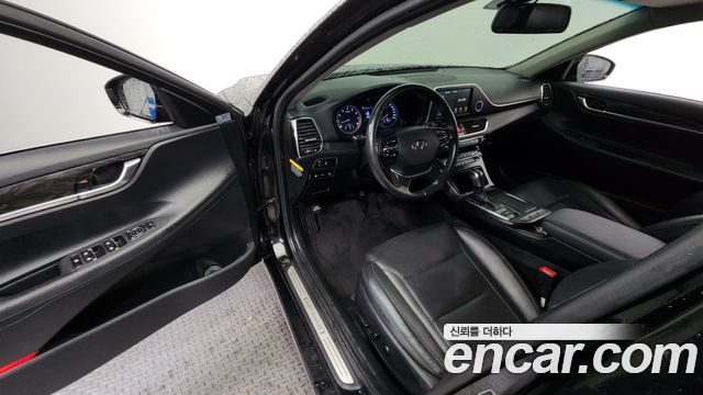 Hyundai Grandeur 2017 thumb 11
