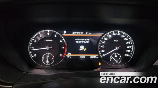 Genesis G90 2016 thumb 9