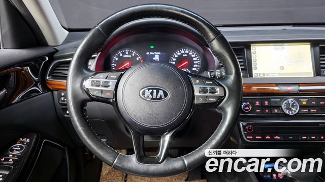 Kia K7 2017 thumb 12