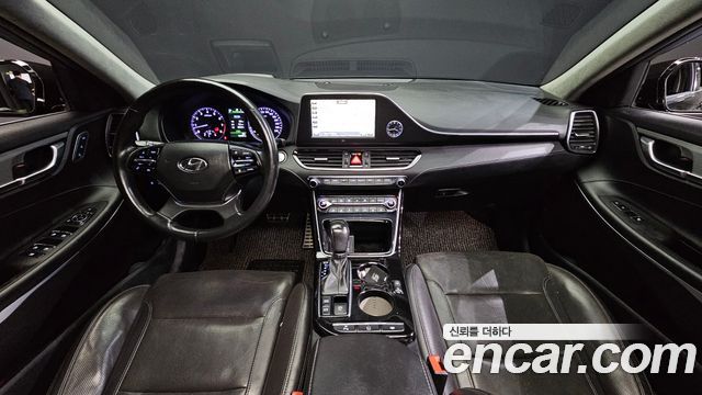 Hyundai Grandeur 2017 thumb 8