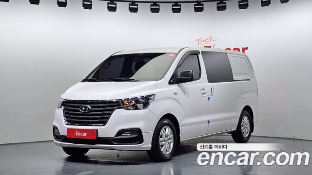 Hyundai Starex 2019 thumb 2
