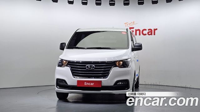 Hyundai Starex 2019 thumb 4