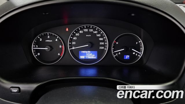 Hyundai Starex 2019 thumb 8