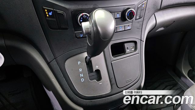 Hyundai Starex 2019 thumb 9