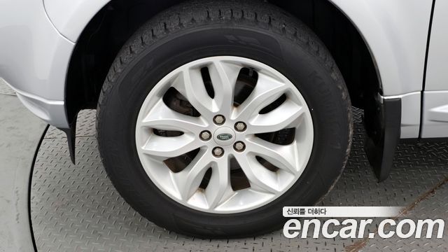 Land Rover Freelander 2011 thumb 6