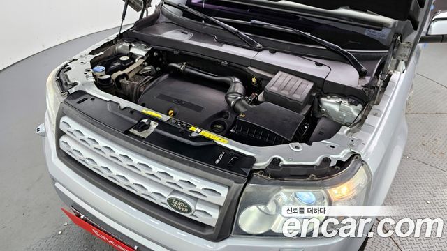 Land Rover Freelander 2011 thumb 7