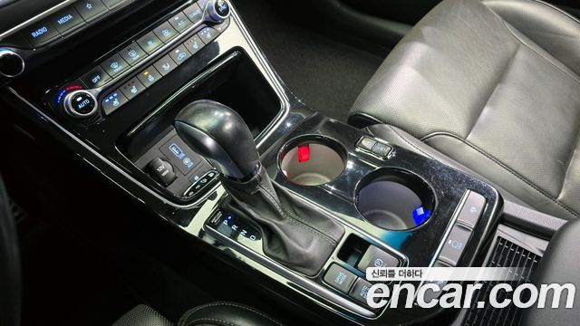 Hyundai Grandeur 2018 thumb 9