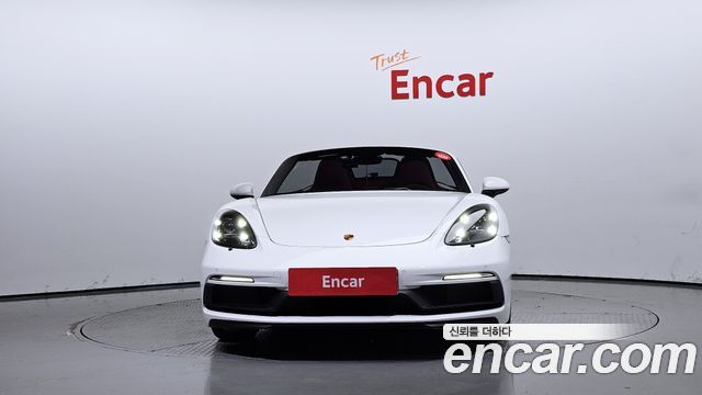 Porsche Cayman 2023 thumb 4