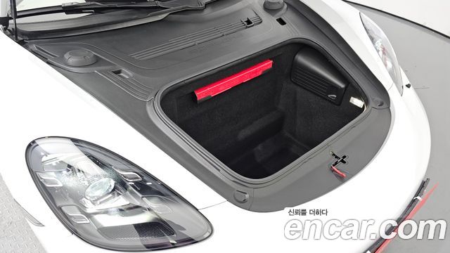 Porsche Cayman 2023 thumb 7
