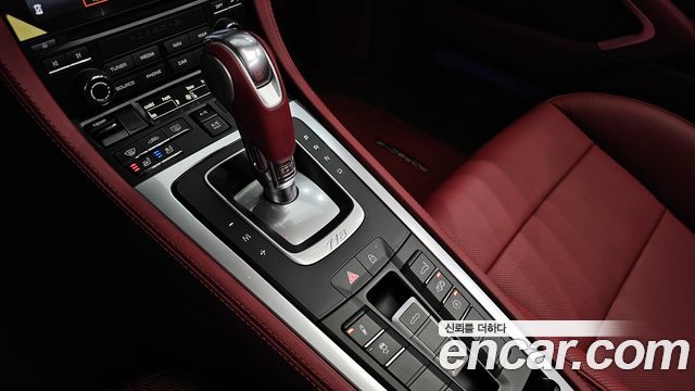 Porsche Cayman 2023 thumb 9