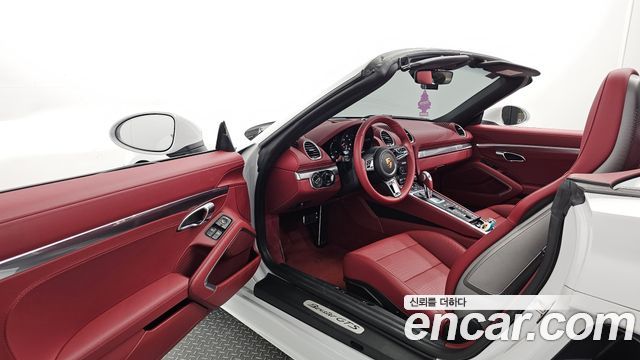 Porsche Cayman 2023 thumb 10