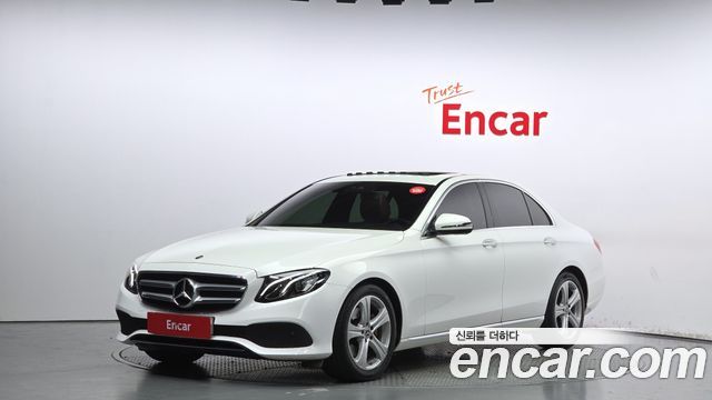 Mercedes-Benz E-Class 2018 thumb 2