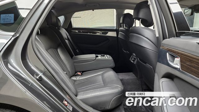 Genesis G80 2018 thumb 12