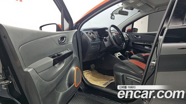 Renault Korea QM3 2014 thumb 11