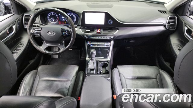 Hyundai Grandeur 2017 thumb 8