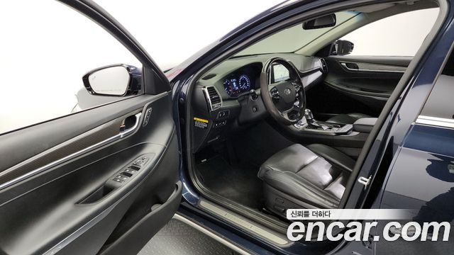 Hyundai Grandeur 2017 thumb 11
