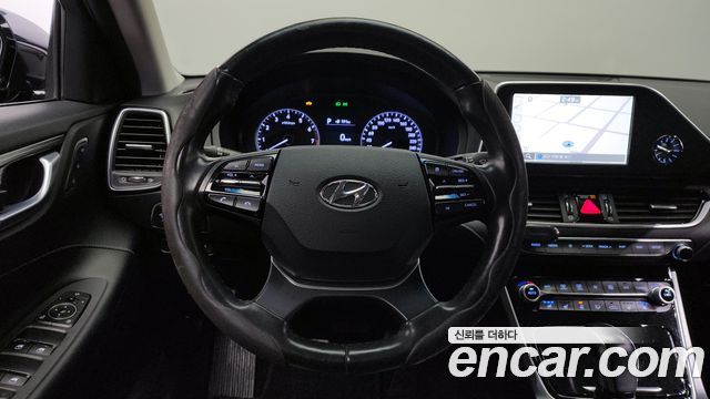 Hyundai Grandeur 2017 thumb 12