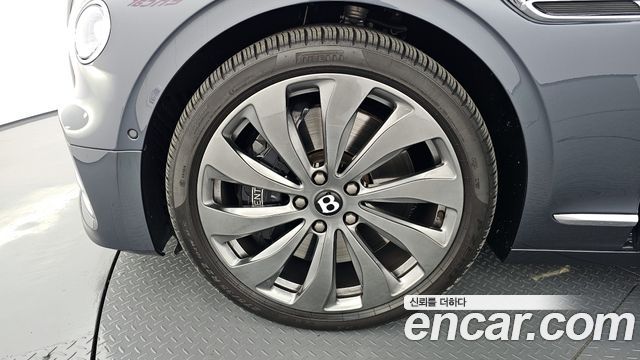 Bentley Flying Spur 2021 thumb 5