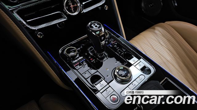 Bentley Flying Spur 2021 thumb 9