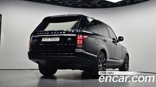 Land Rover Range Rover 2017 thumb 3