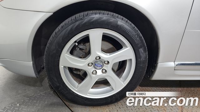 Volvo S80 2011 thumb 5